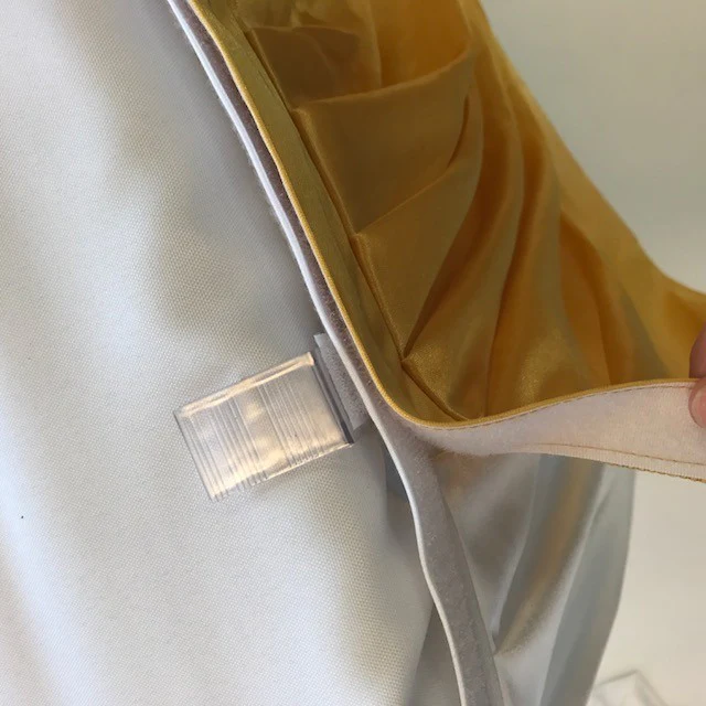 Ice Silk Satin Swag - Gold (3m) - Image 4