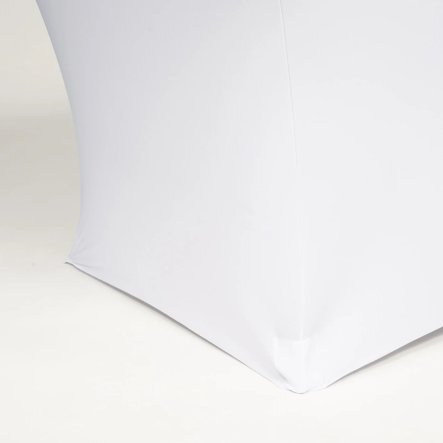 Lycra Fitted Tablecloth - White (6ft) - Image 4